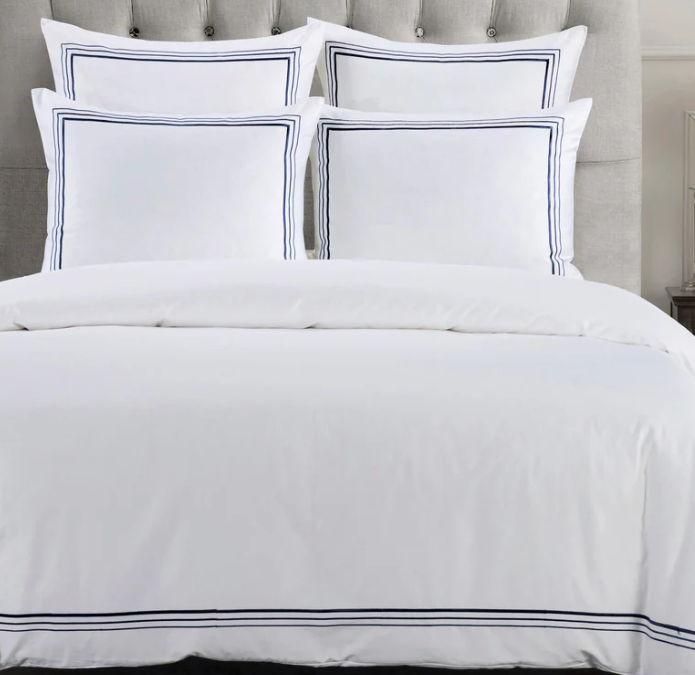 Embroidered Border Duvet Cover Set / NAVY